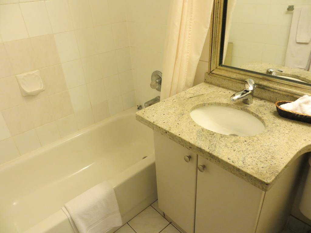 Oceanside Hotel Vancouver Habitación foto